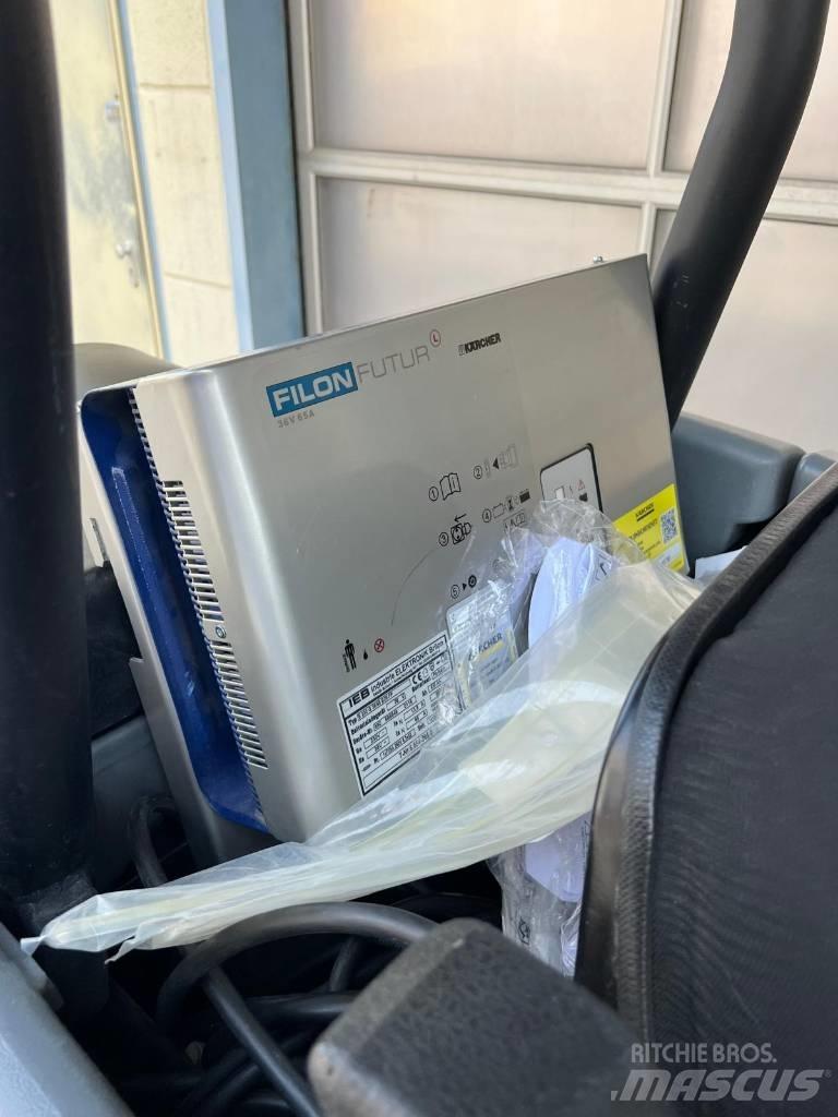 Kärcher B250 R Pesu- ja lakaisukoneet