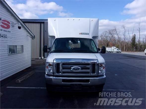 Ford E450 Umpikorikuorma-autot