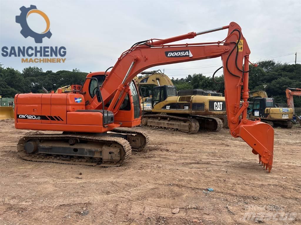 Doosan DX 120 Midikaivukoneet 7t - 12t