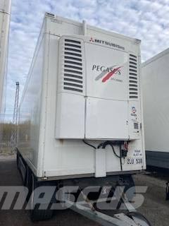 VAK V 5-40 Kylmä-/Lämpökoriperävaunut