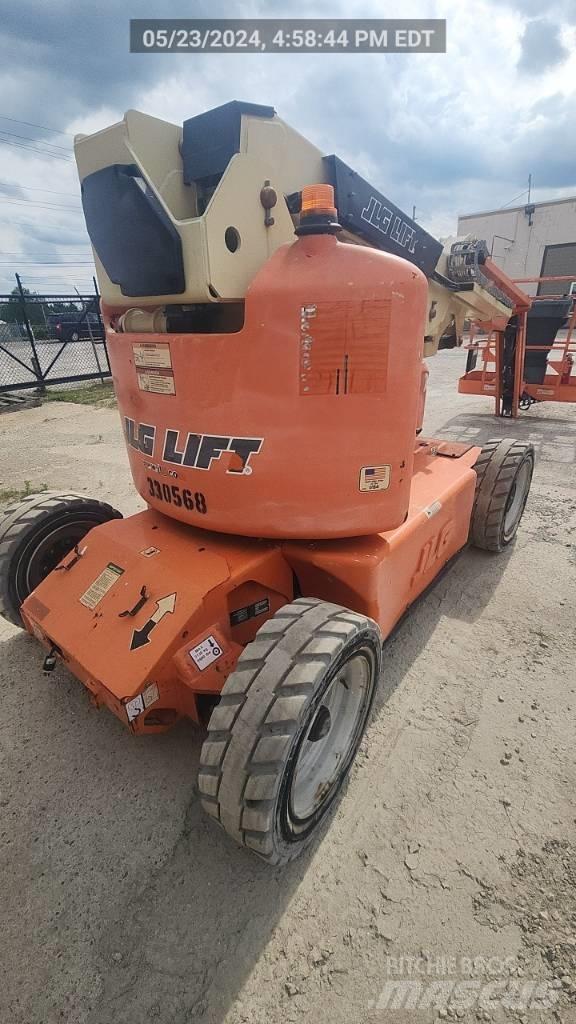 JLG E 450 AJ Kuukulkijat