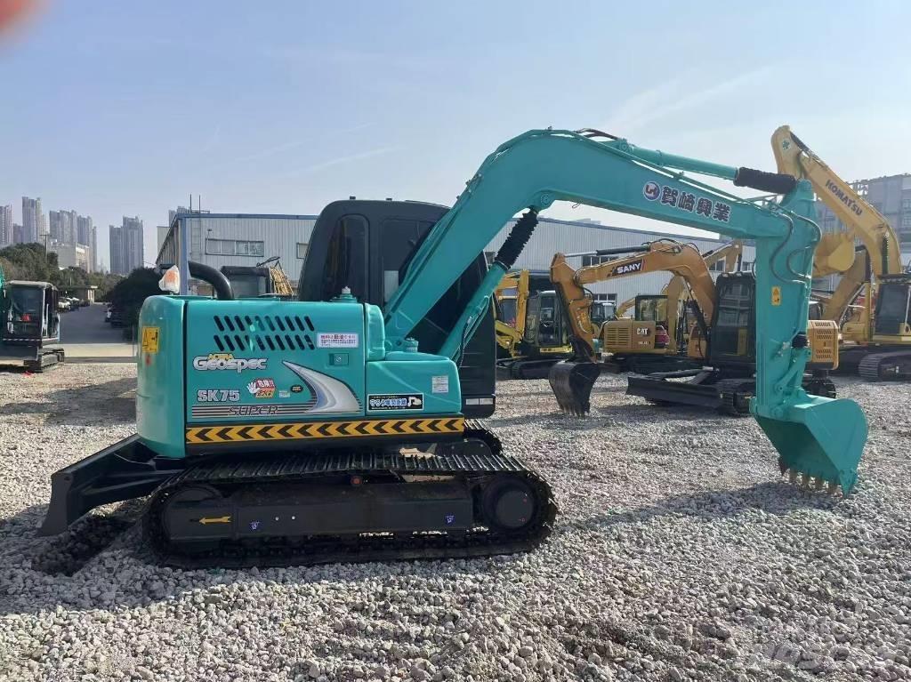 Kobelco SK 75 Telakaivukoneet