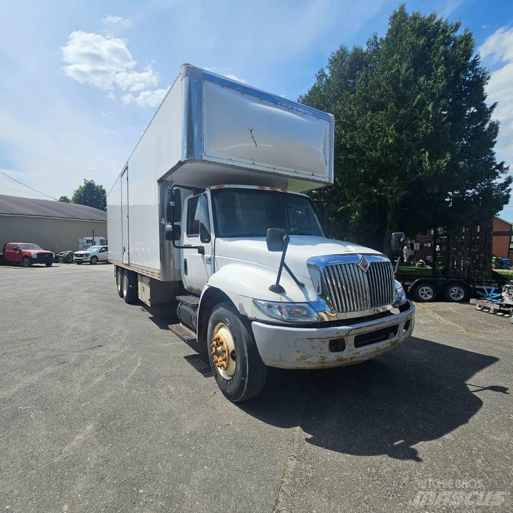 International 4400 Umpikorikuorma-autot