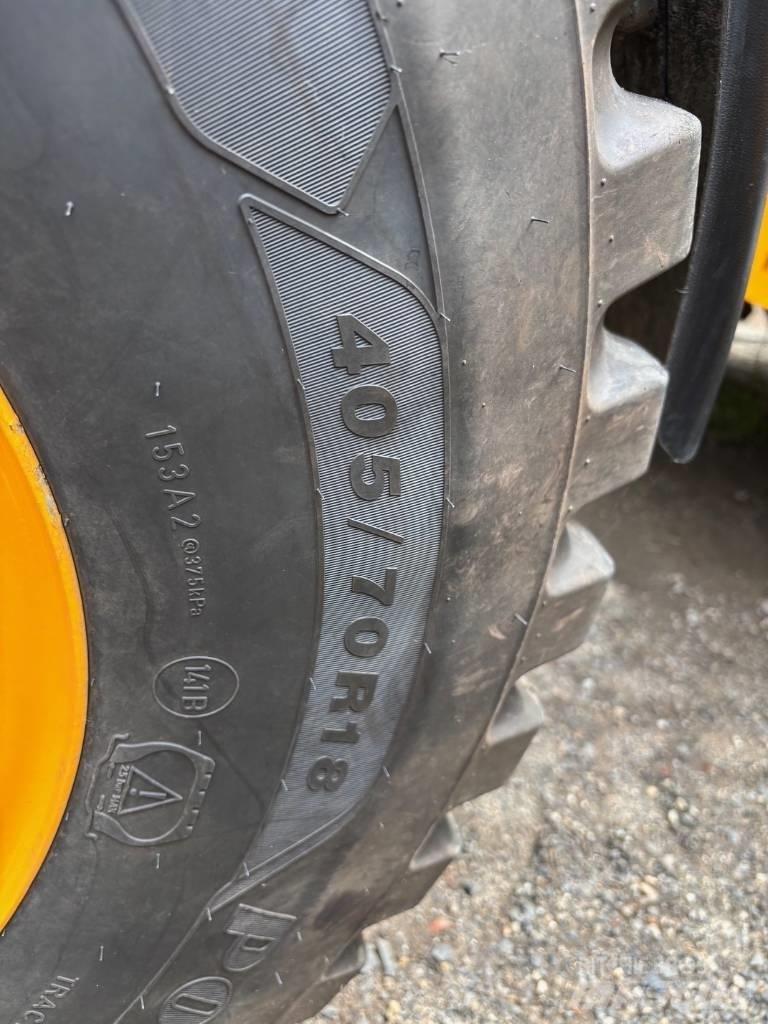JCB 407 Pyöräkuormaajat