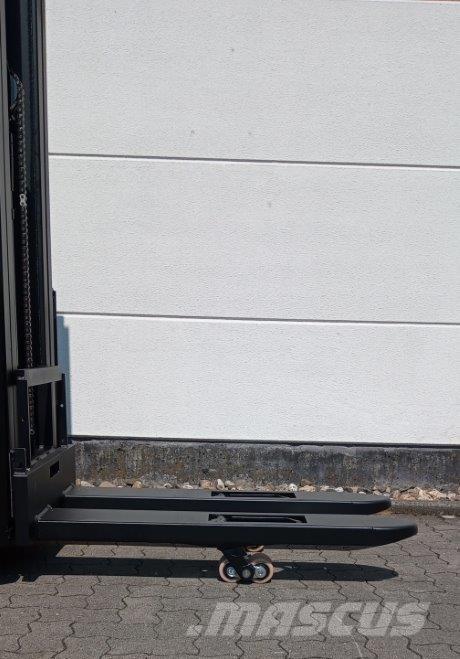 Toyota SWE160L Ajettavat pinoamisvaunut