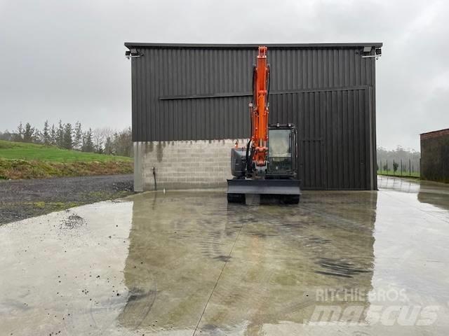 Hitachi 85 USB Midikaivukoneet 7t - 12t