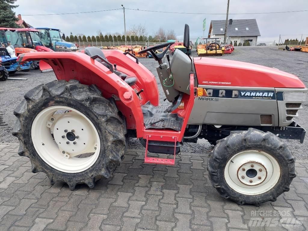 Yanmar AF-26 Taajamatraktorit