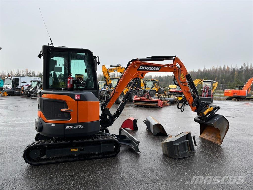 Doosan DX27Z-7 Minikaivukoneet < 7t