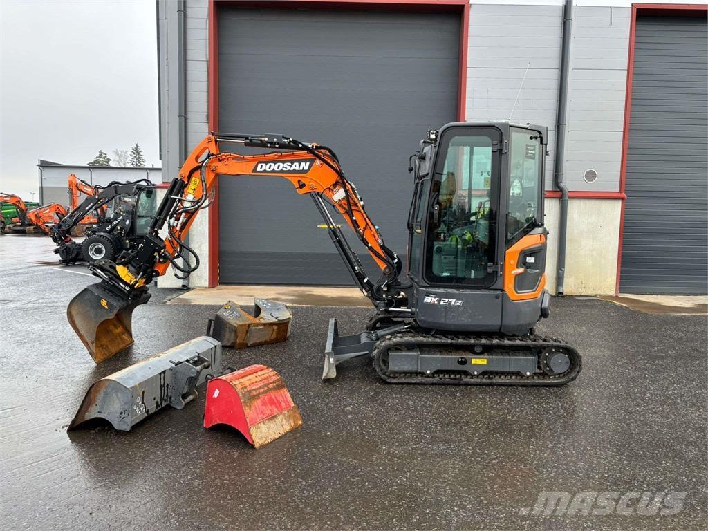 Doosan DX27Z-7 Minikaivukoneet < 7t