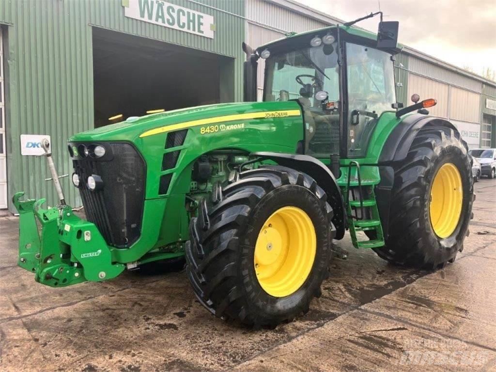 John Deere 8430 Traktorit