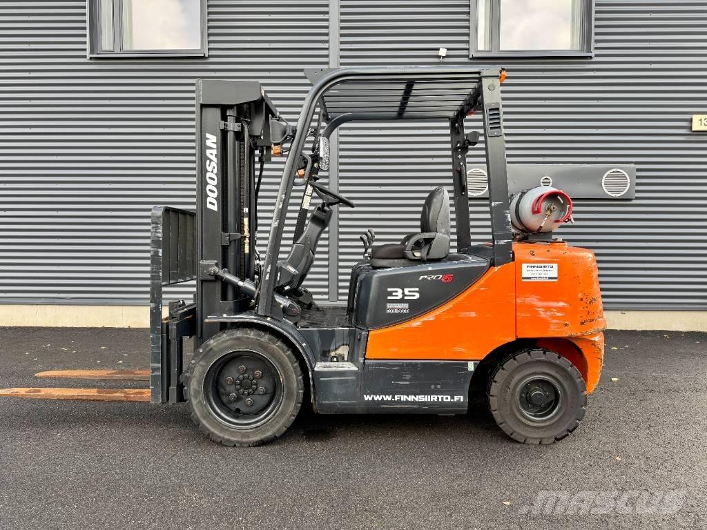 Doosan G 35 C-5 Nestekaasutrukit