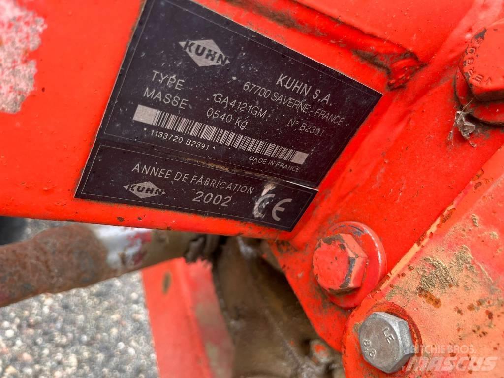 Kuhn GA 4121 G M Pöyhimet ja haravat