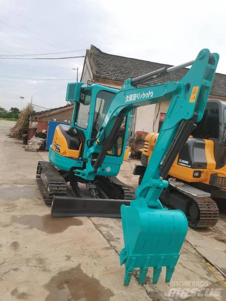 Kubota KX 135 Telakaivukoneet