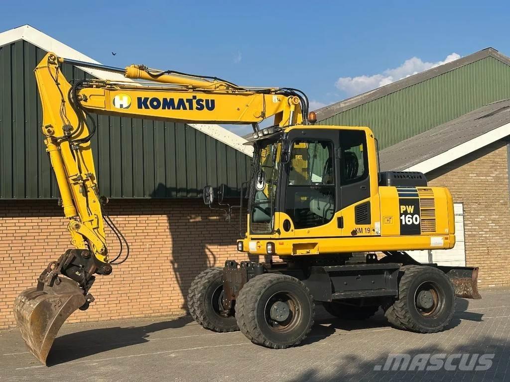 Komatsu PW160-8 Pyöräkaivukoneet