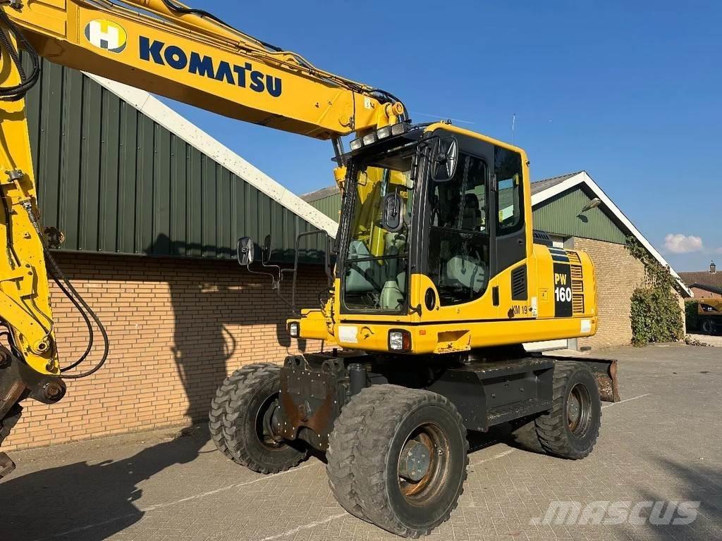 Komatsu PW160-8 Pyöräkaivukoneet