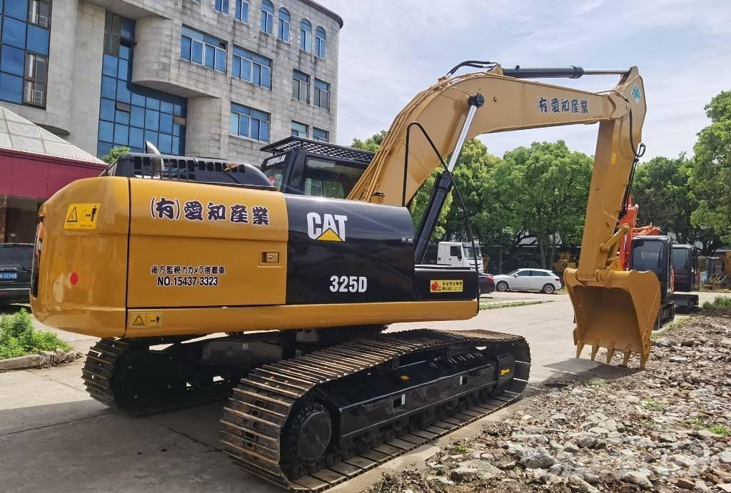 CAT 325 D Telakaivukoneet