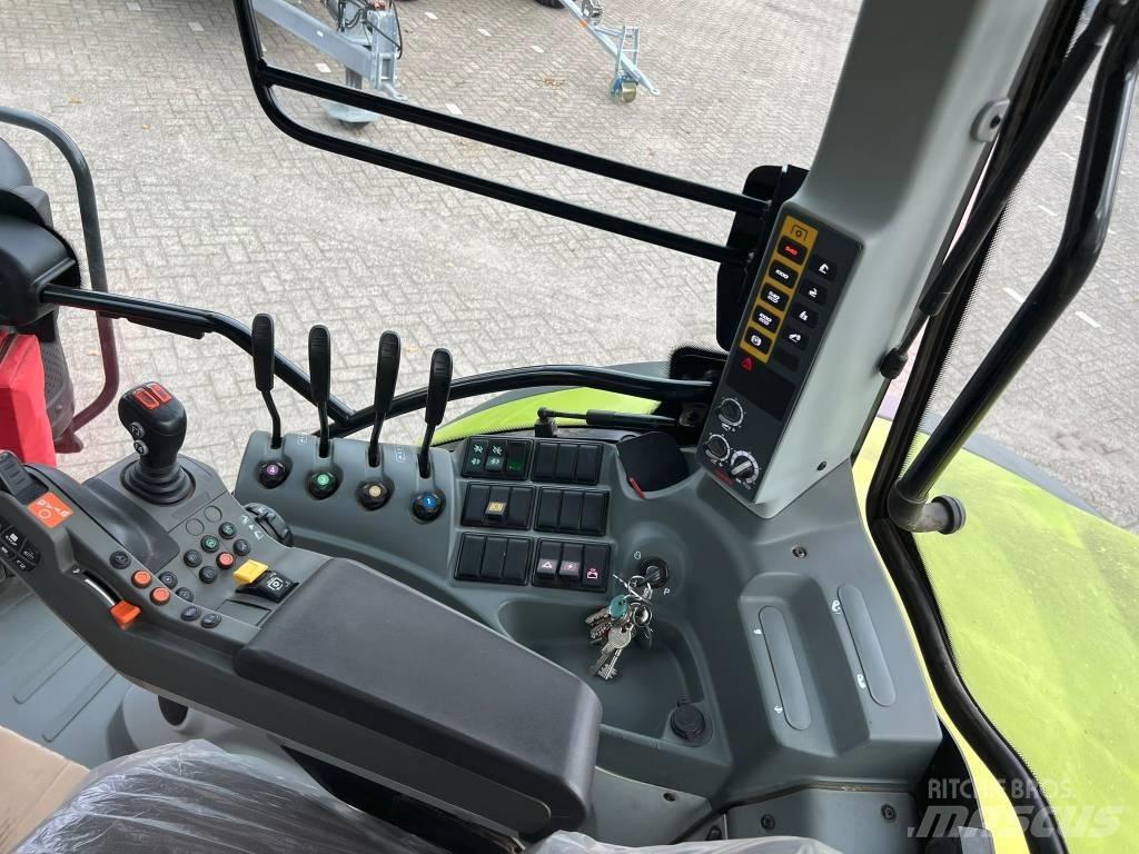 CLAAS Arion 510 Cis Traktorit
