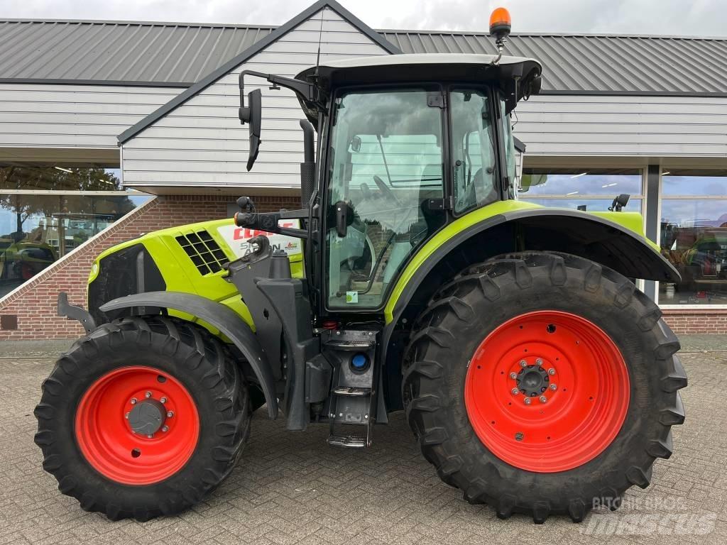 CLAAS Arion 510 Cis Traktorit