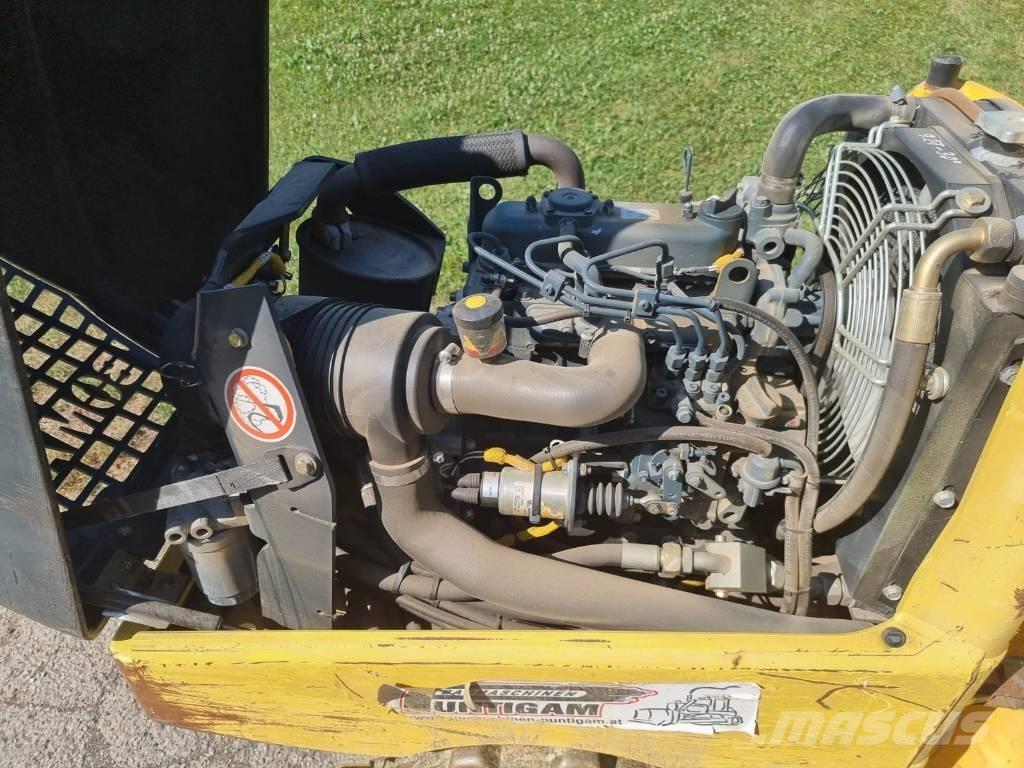 Bomag BMP 8500 Tärylevyt