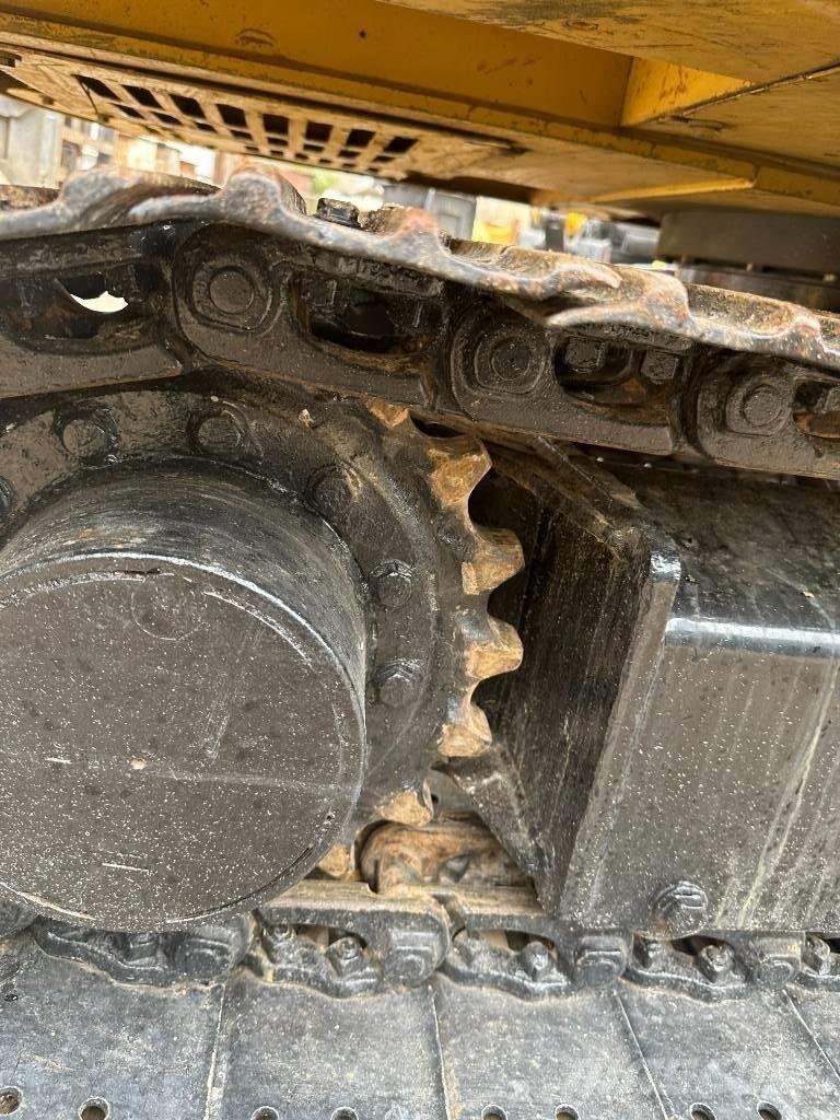 CAT 305.5 Minikaivukoneet < 7t