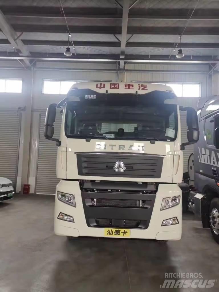 Sitrak SINOTRUCK 4x2 Vetopöytäautot