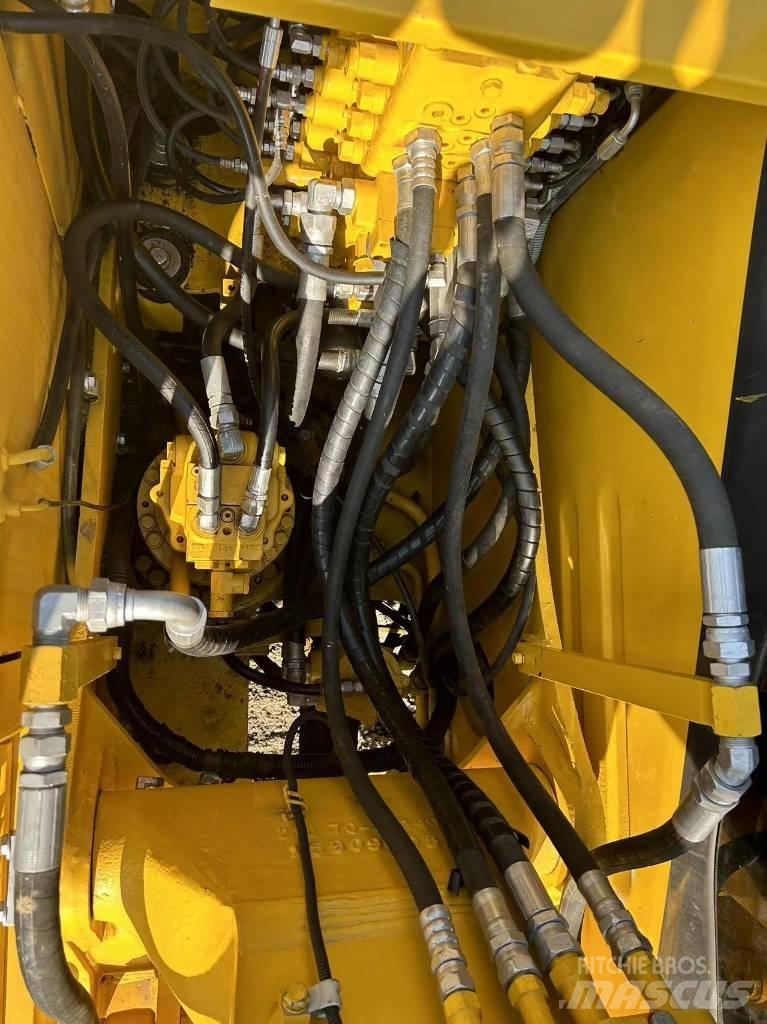 Komatsu PC 130 Midikaivukoneet 7t - 12t
