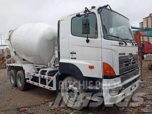 Hino 700 Betonikuorma-autot