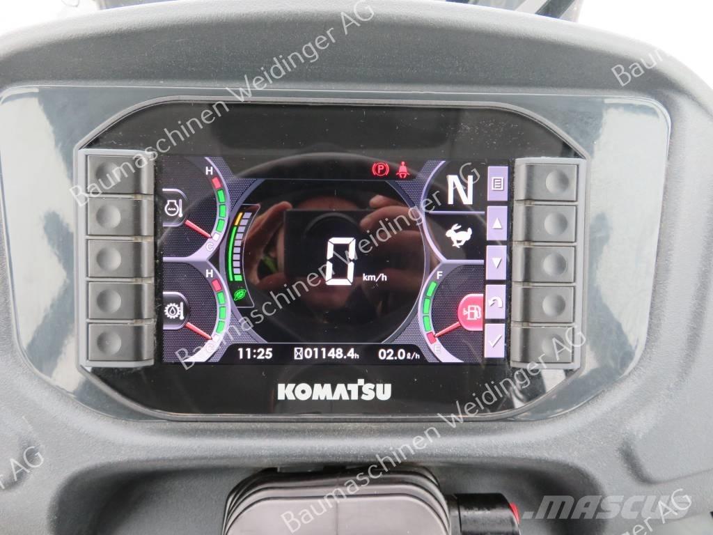 Komatsu WA 70 M-8 Pyöräkuormaajat