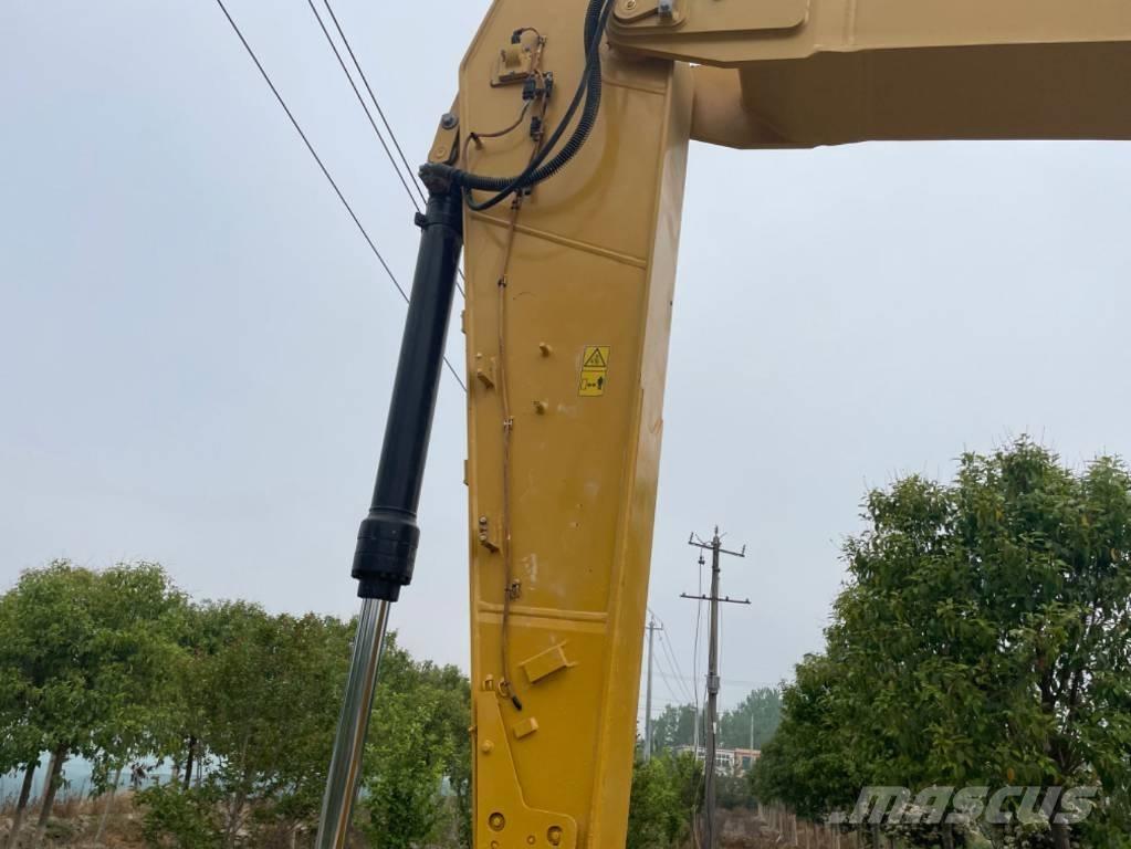 CAT 320 Telakaivukoneet