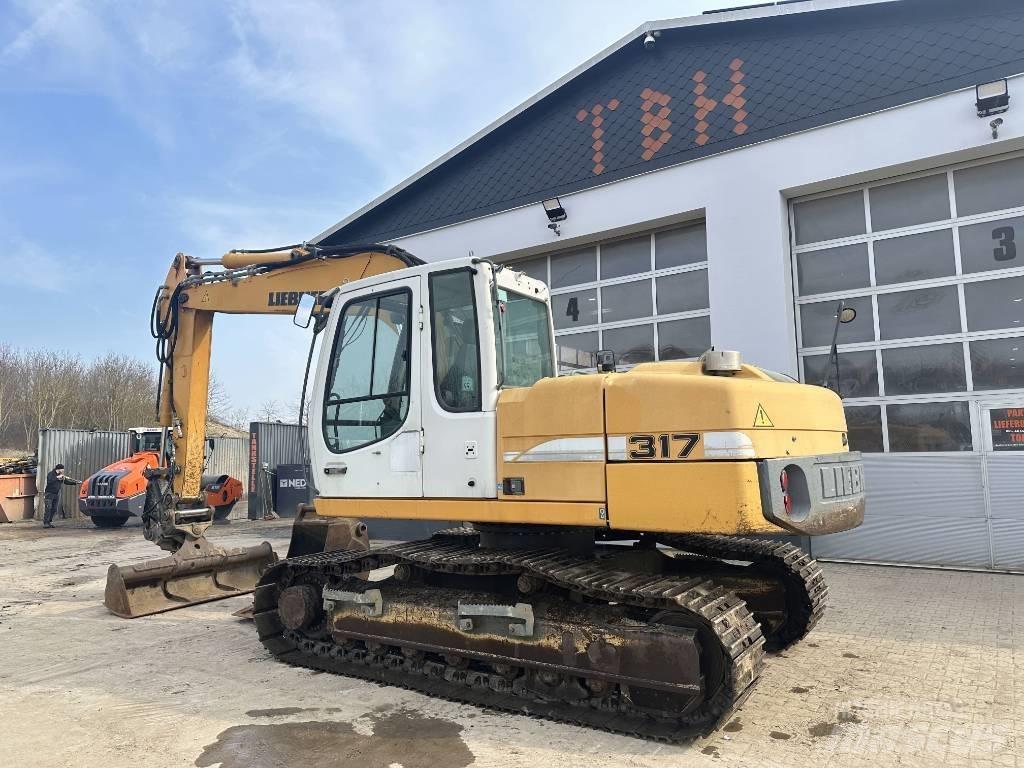 Liebherr R 317 Telakaivukoneet