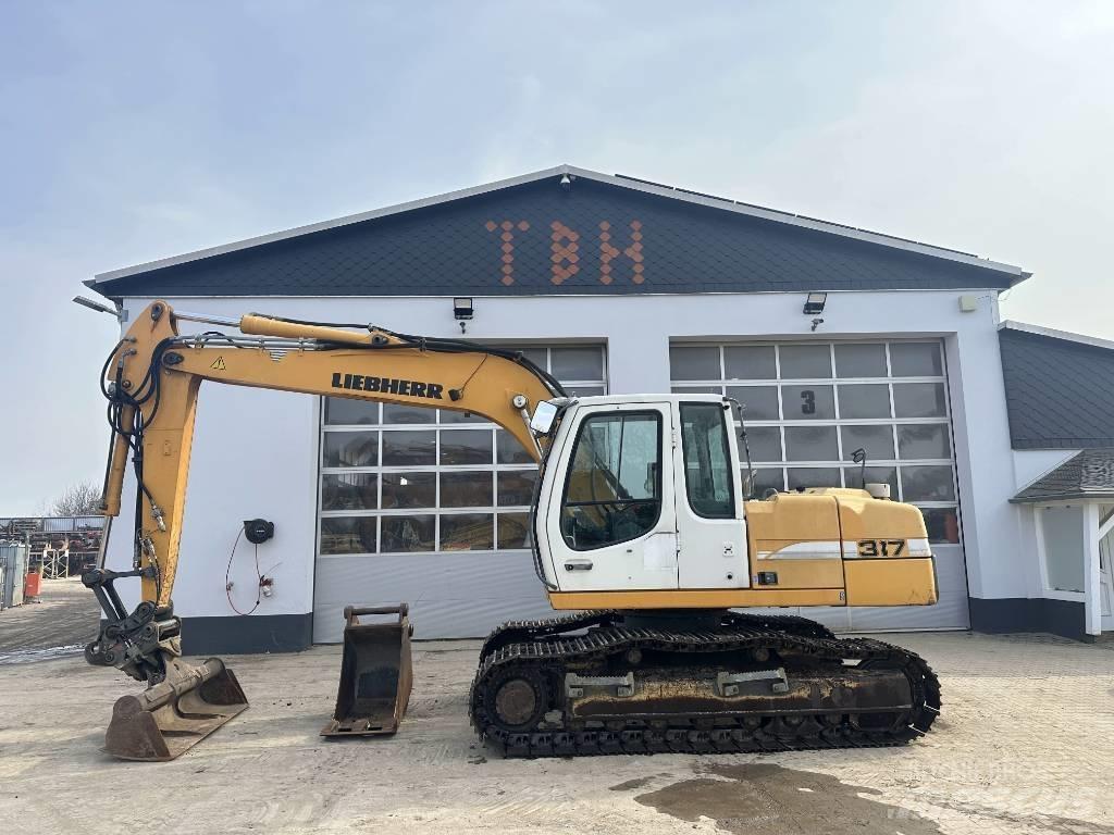 Liebherr R 317 Telakaivukoneet