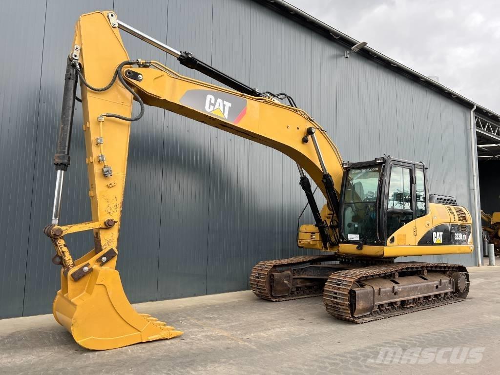 CAT 323D LN Telakaivukoneet