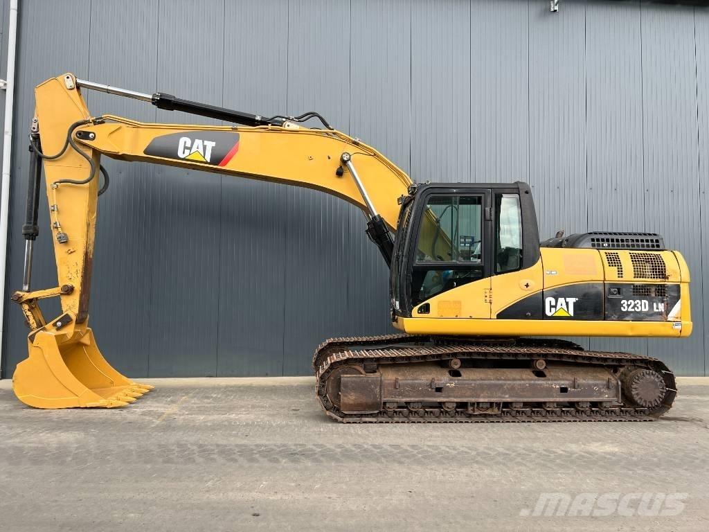 CAT 323D LN Telakaivukoneet