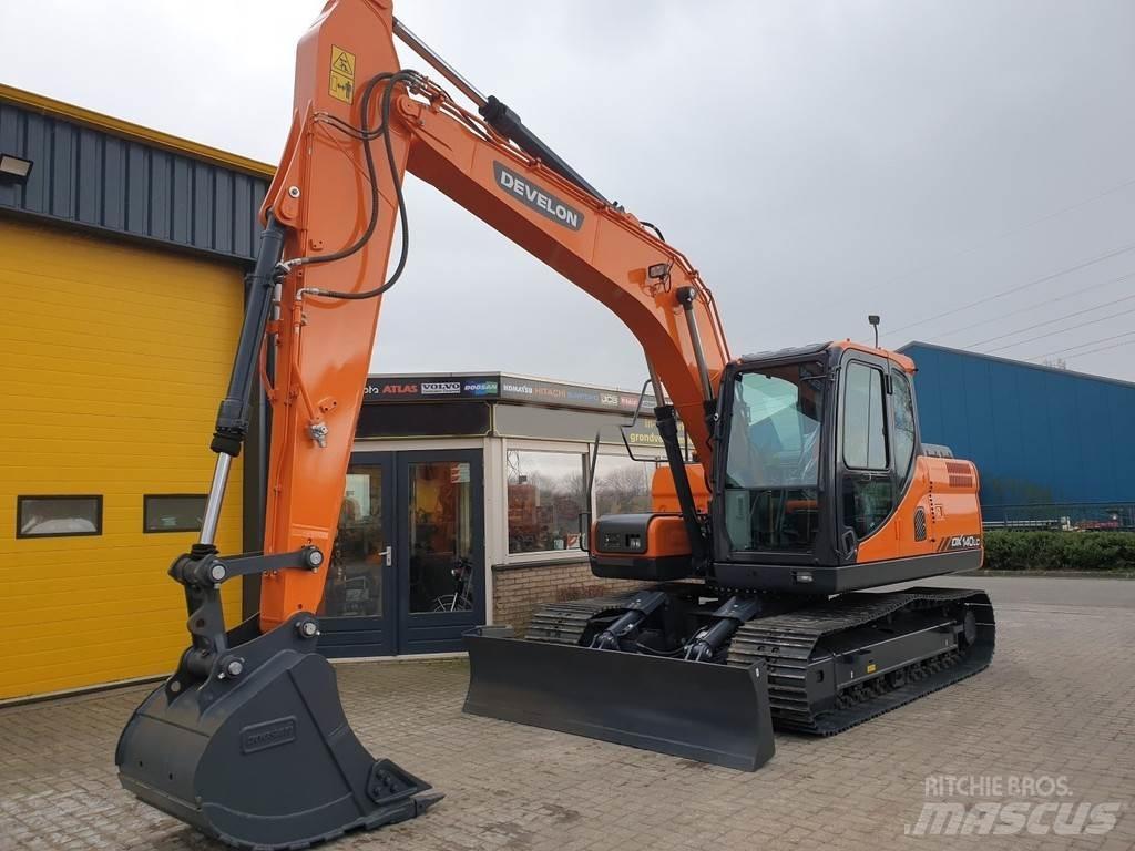 Develon DX140LC Telakaivukoneet