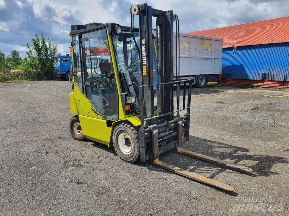 Clark GPM 20 Nestekaasutrukit
