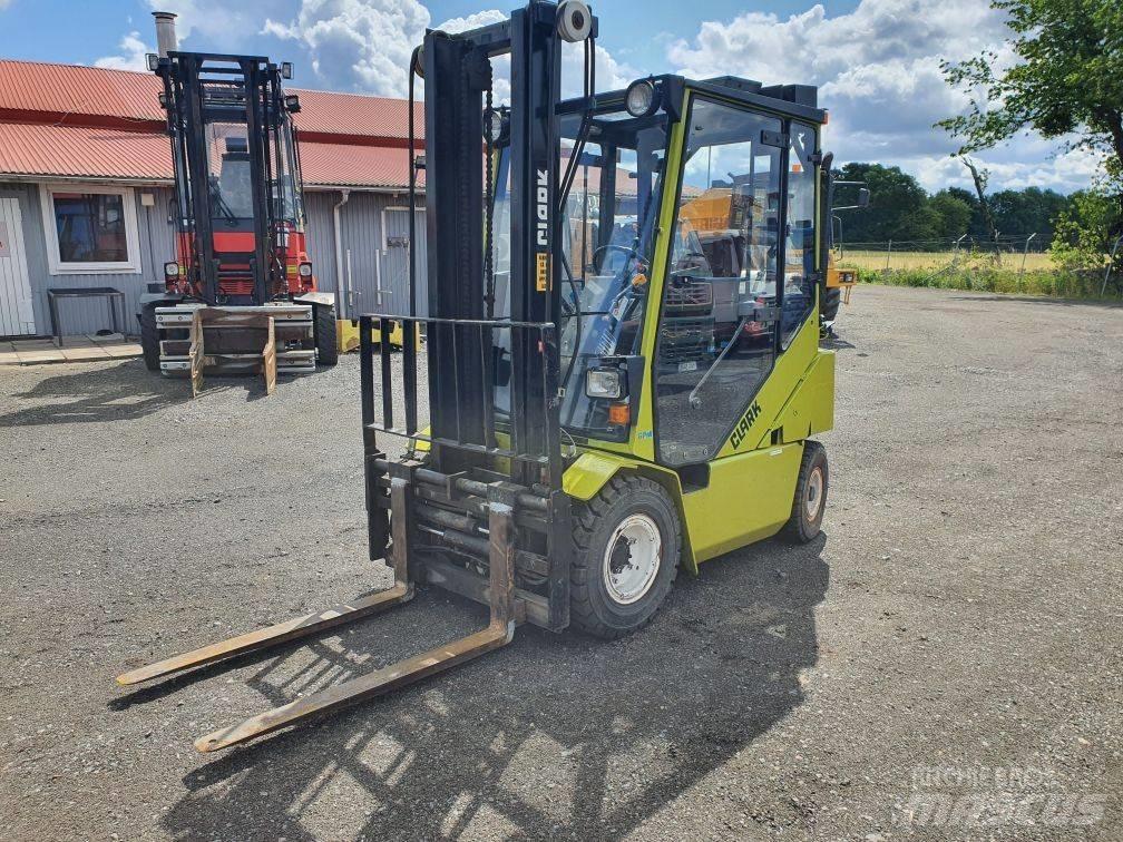 Clark GPM 20 Nestekaasutrukit