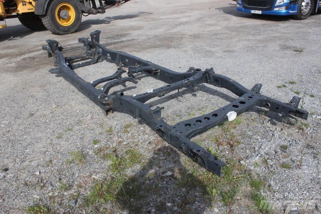 Toyota Hilux Alusta ja jousitus