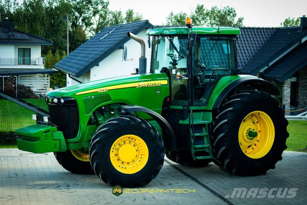 John Deere 8220 Traktorit