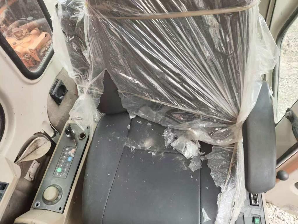 Doosan DH 210 W-7 Pyöräkaivukoneet