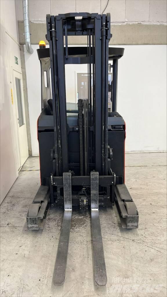 BT RR E 140 H Työntömastotrukit