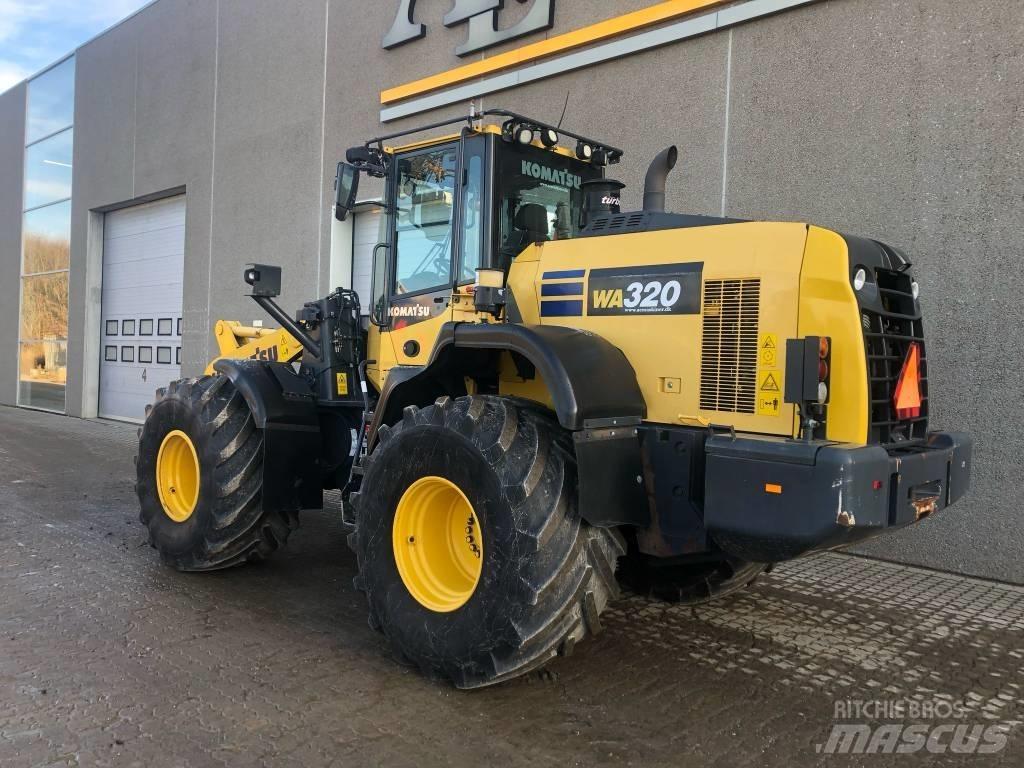Komatsu WA 320-8 Pyöräkuormaajat