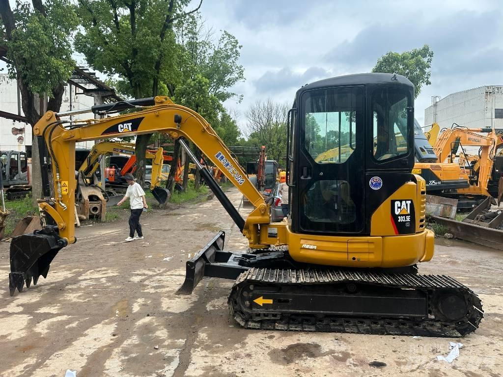 CAT 303 Minikaivukoneet < 7t