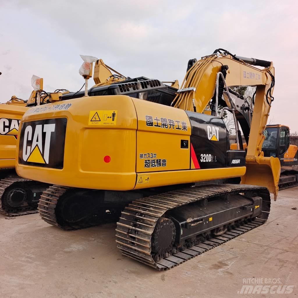 CAT 320D Telakaivukoneet