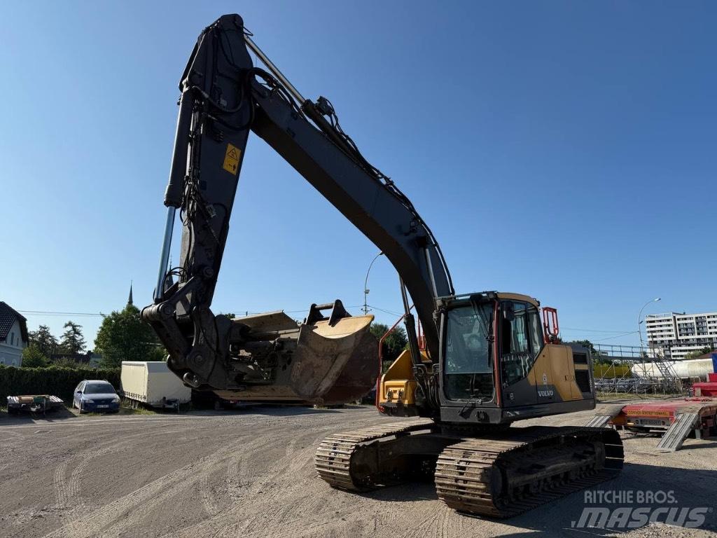 Volvo EC220 EL Telakaivukoneet