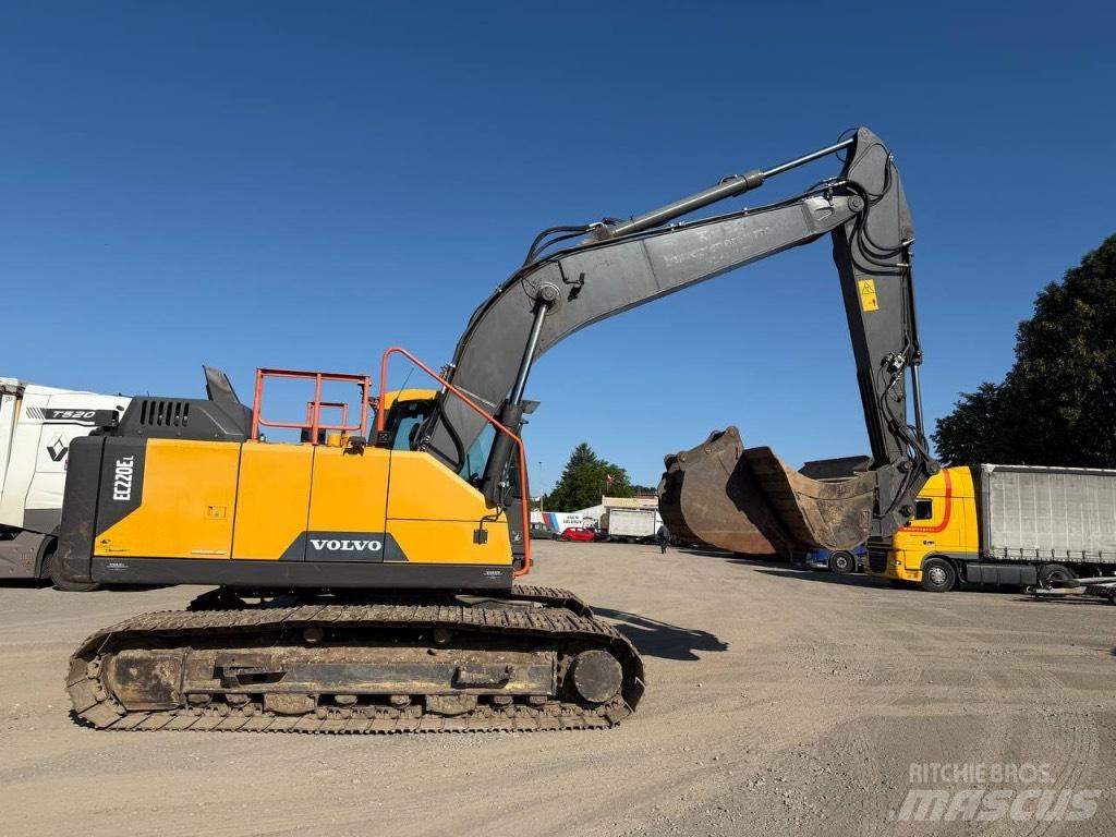 Volvo EC220 EL Telakaivukoneet