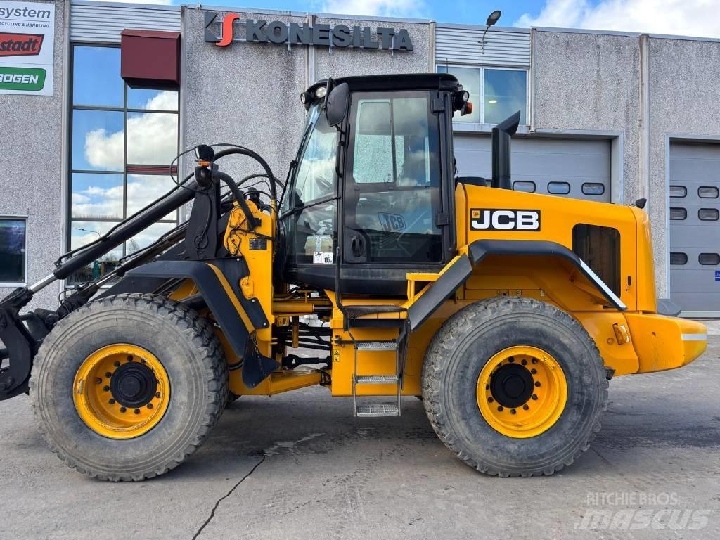 JCB 437 HT Pyöräkuormaajat