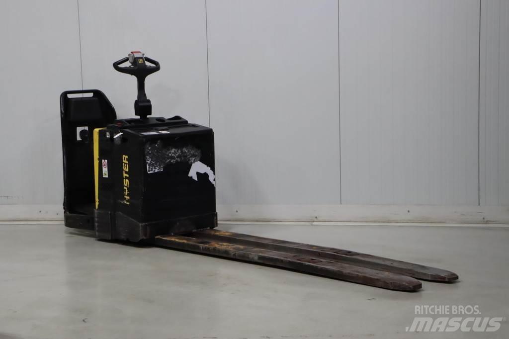 Hyster P2.0S FBW Lavansiirtotrukit