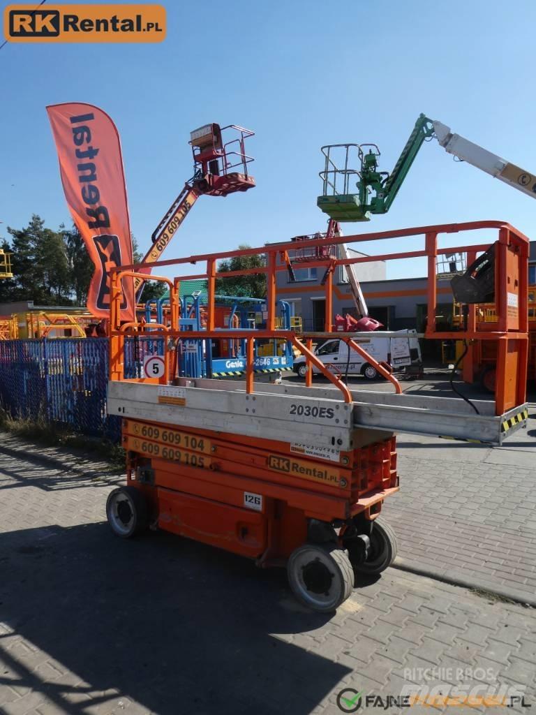 JLG 2030 ES Saksilavat