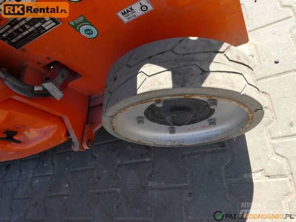 JLG 2030 ES Saksilavat