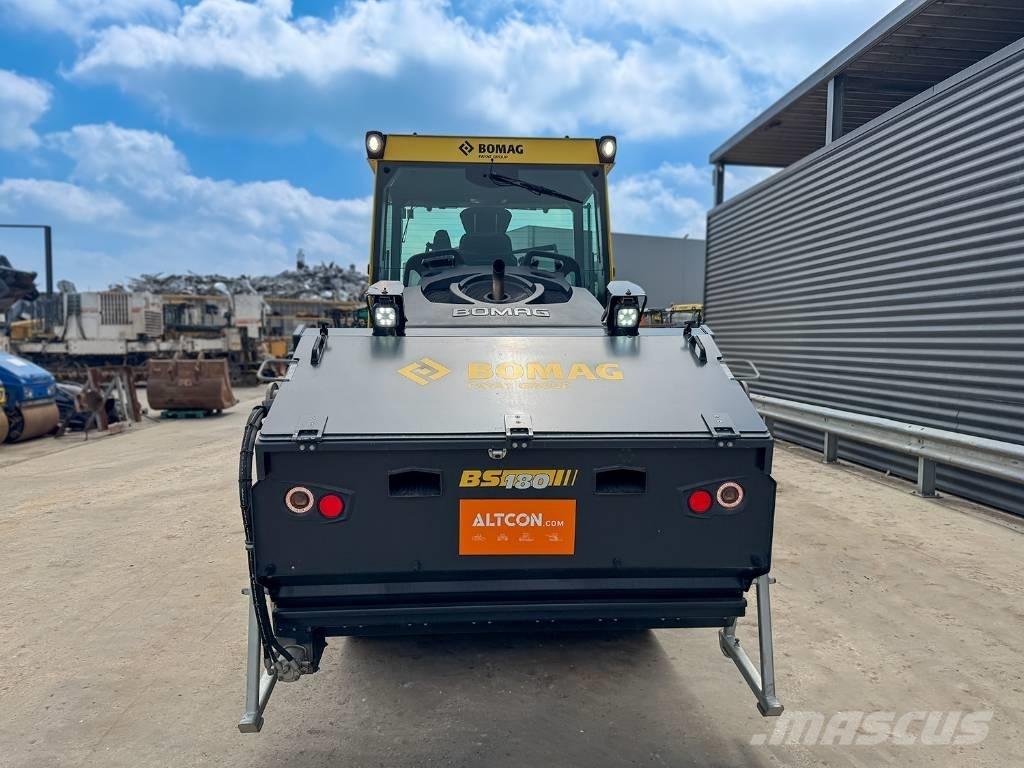 Bomag BW 174 AP-4V Tandemjyrät
